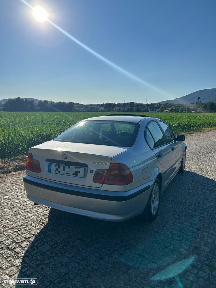 BMW 320 - 4