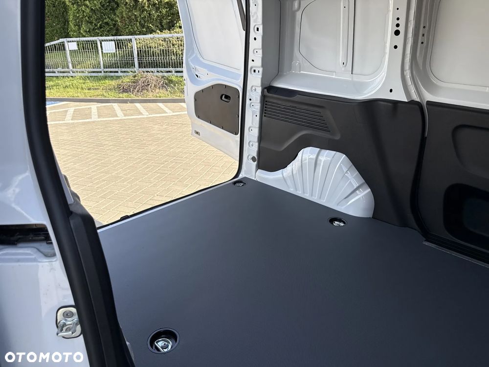 Toyota Proace City - 12
