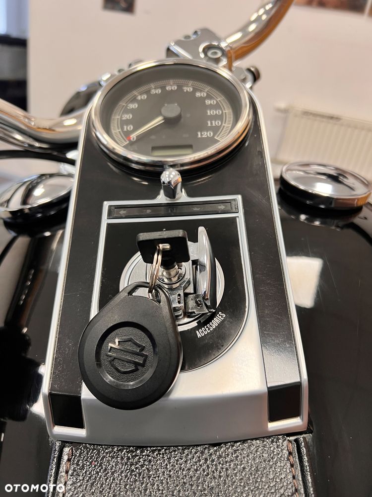 Harley-Davidson Softail Fat Boy - 27
