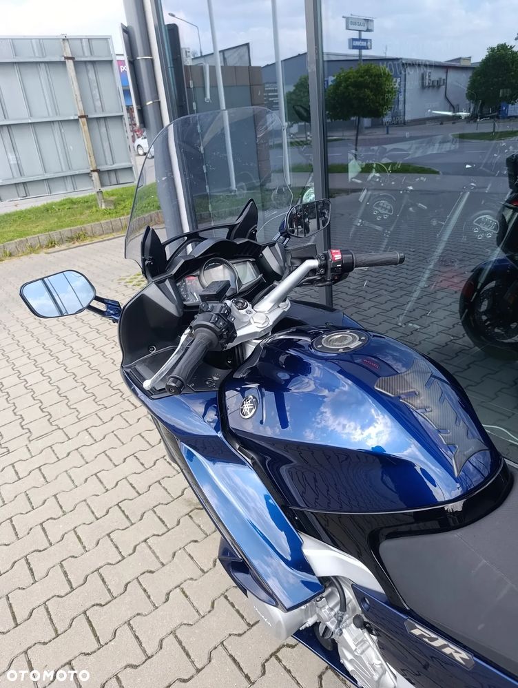 Yamaha FJR - 23