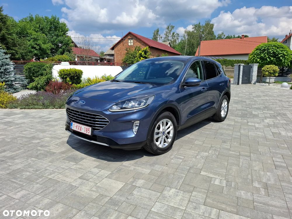 Ford Kuga 1.5 EcoBoost TITANIUM - 2