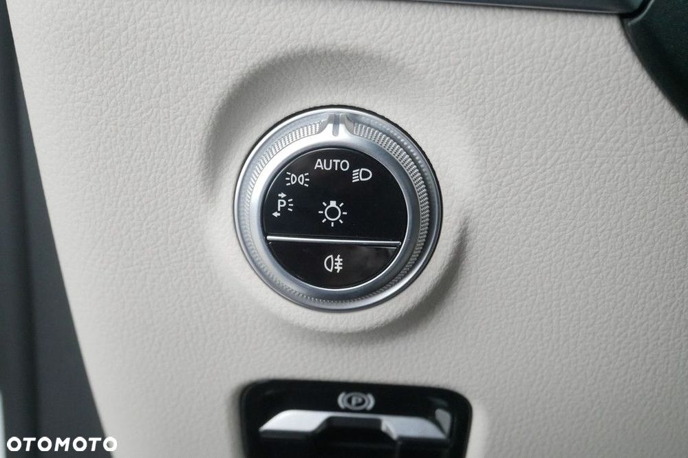 Mercedes-Benz Klasa C - 29