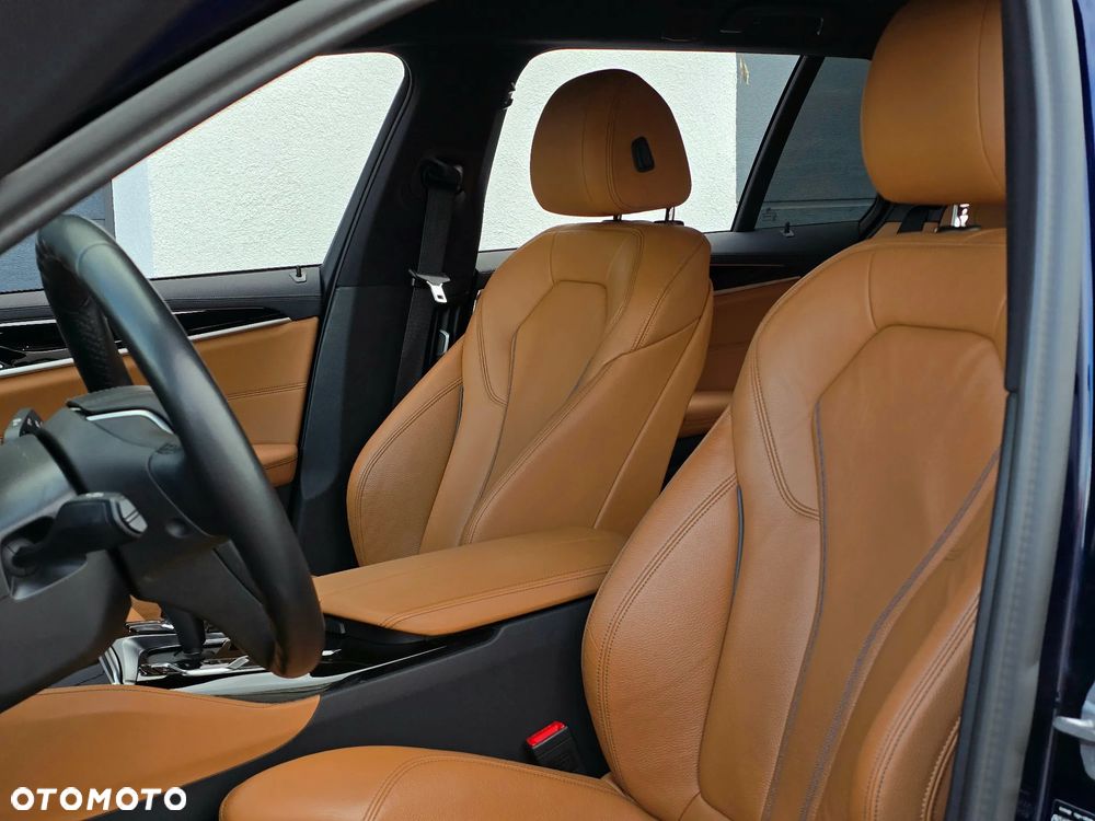BMW Seria 5 530d mHEV Luxury Line - 18