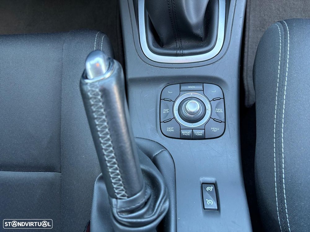 Renault Mégane Coupe 1.5 dCi Dynamique - 13