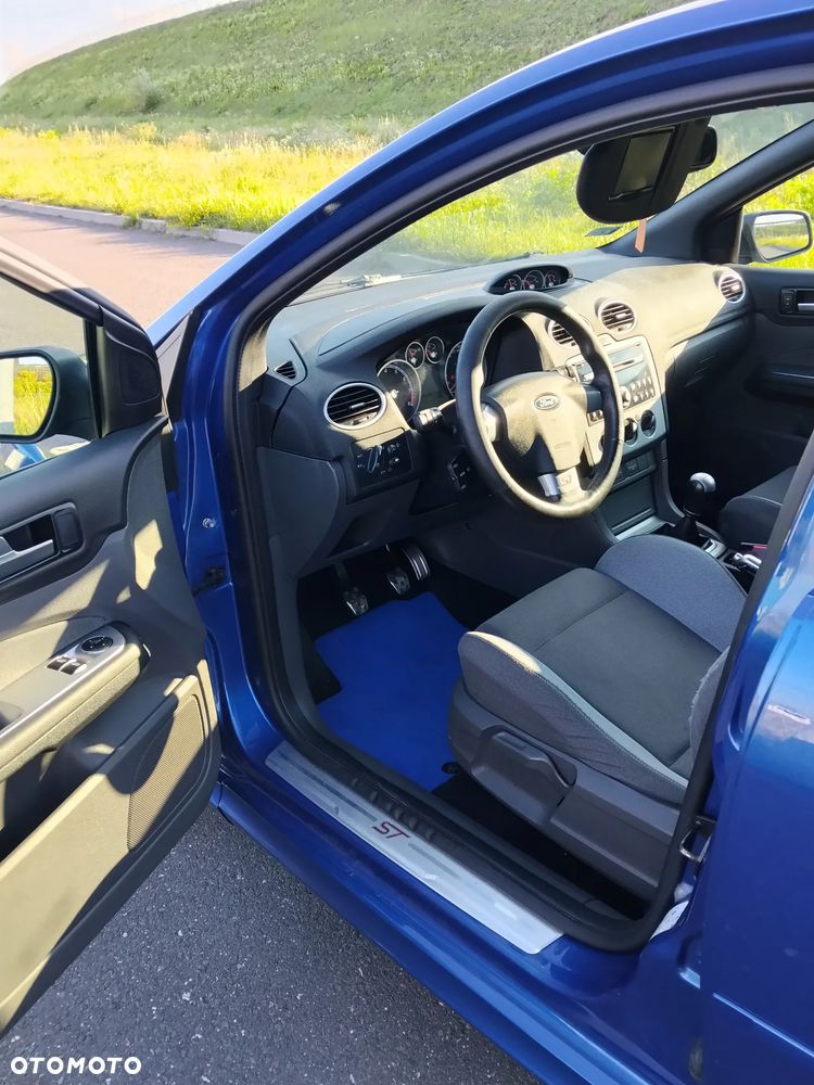 Ford Focus ST - 5