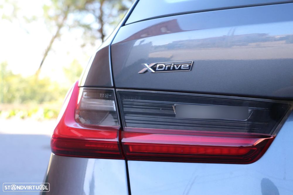 BMW 330 e xDrive Aut. Sport Line - 8