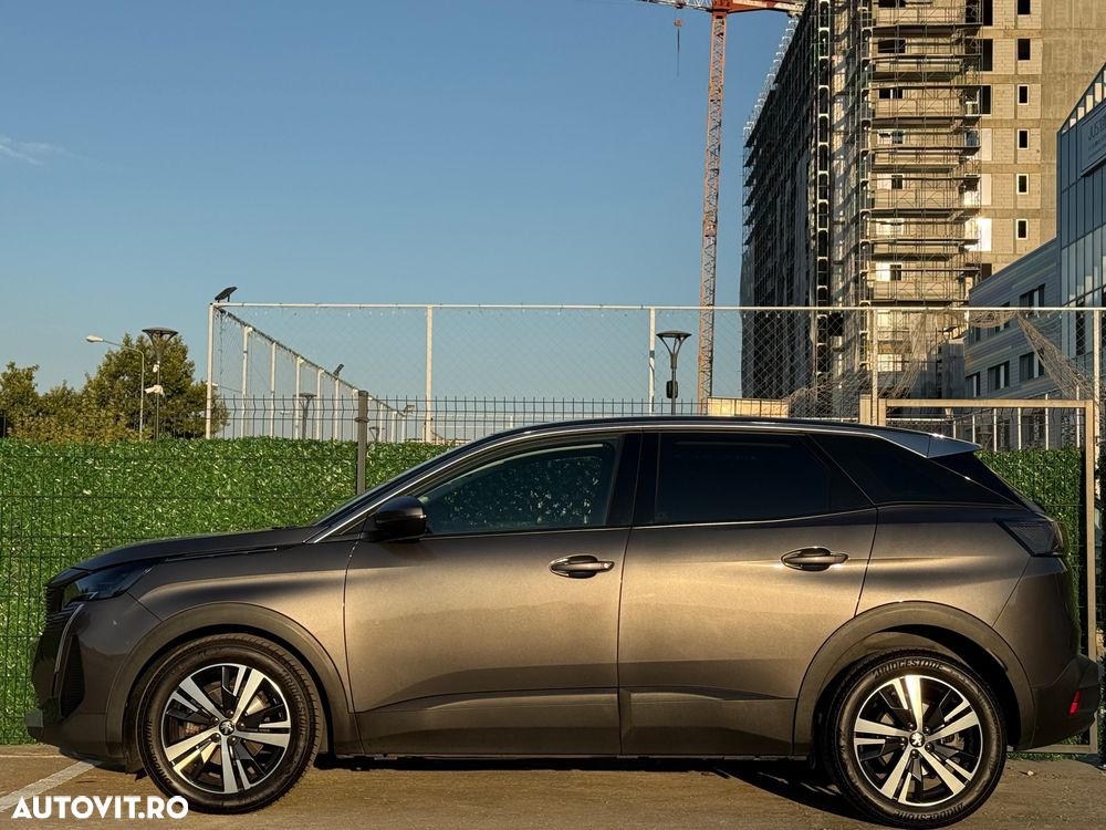 Peugeot 3008 1.2 PureTech Turbo S&S EAT8 Allure - 8