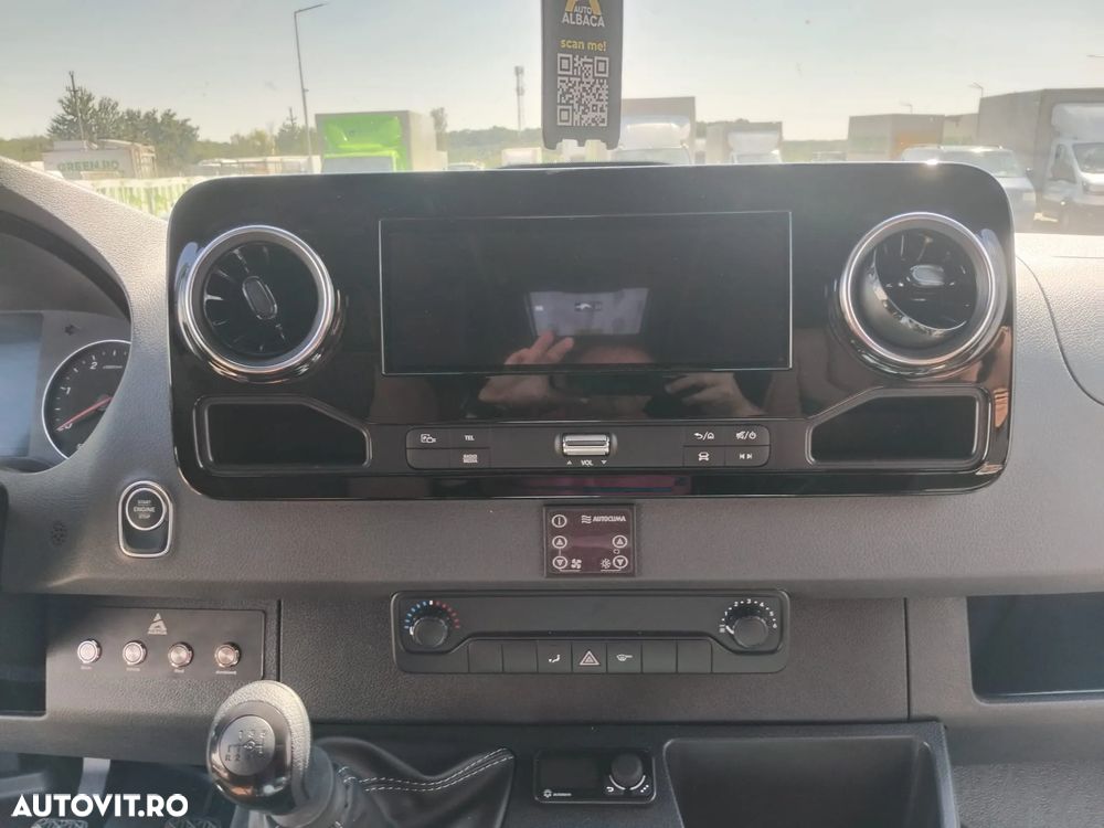 Mercedes-Benz Sprinter - 6