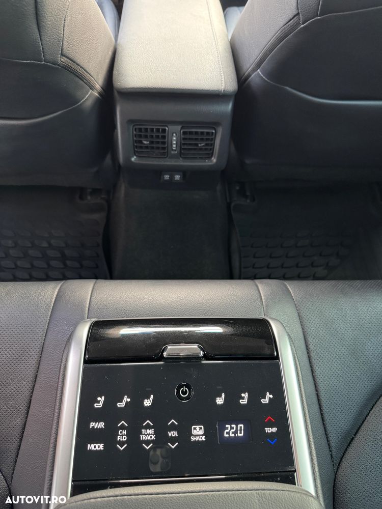 Toyota Camry 2.5 Exclusive - 18