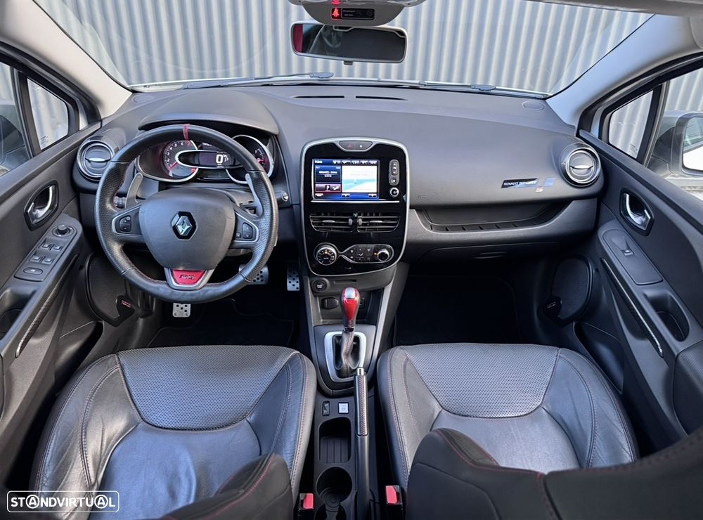 Renault Clio TCe 220 EDC R.S. Trophy - 21