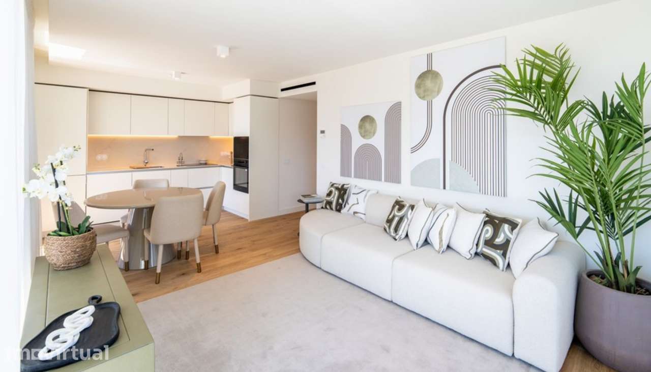 Fernão Magalhães 127: Apartamento T3+1, à venda, no centro do Porto - Grande imagem: 5/30