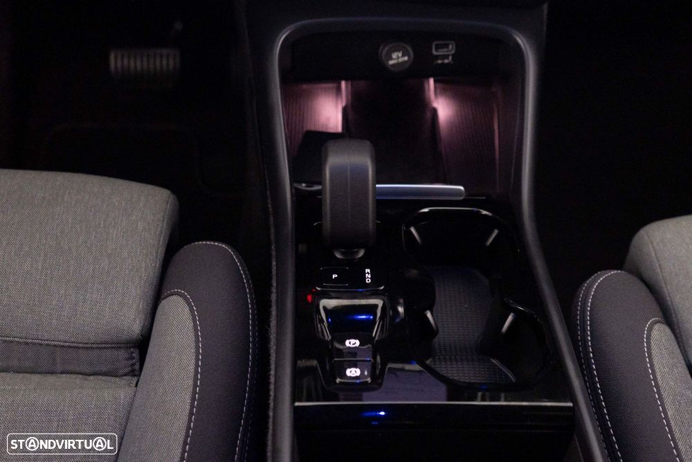 Volvo XC 40 1.5 T5 PHEV Momentum Plus - 23