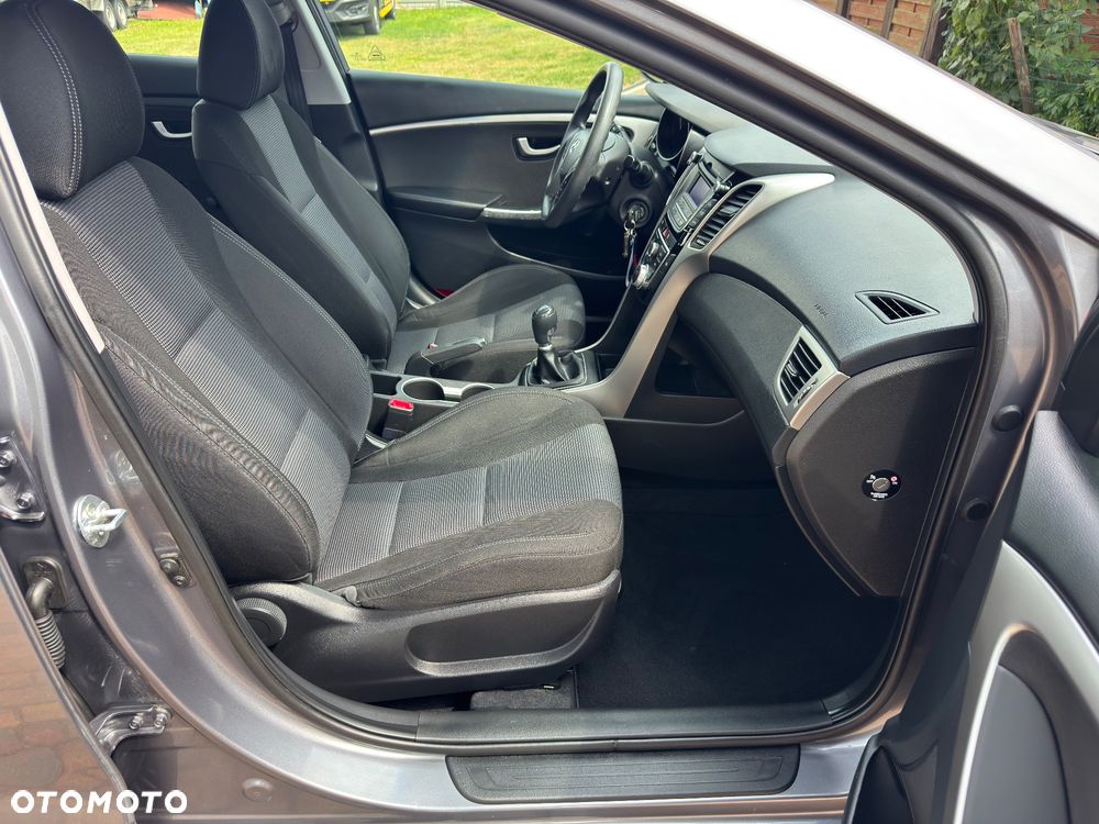 Hyundai i30 - 25