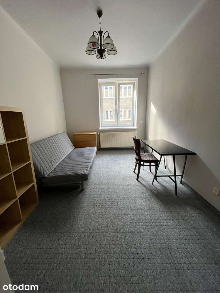 Mieszkanie 3-pokojowe z balkonem w Mokotowie