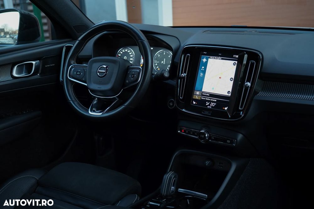 Volvo XC 40 D4 AWD Geartronic R-Design - 12