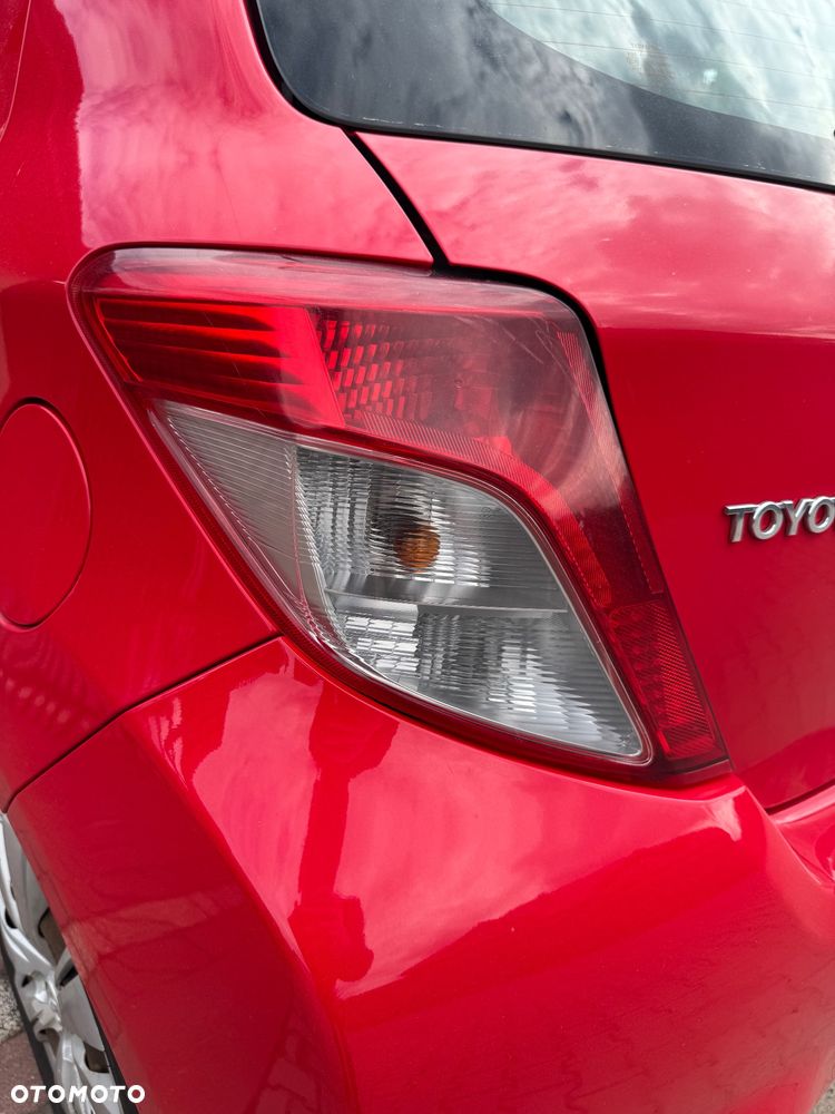 Toyota Yaris - 23