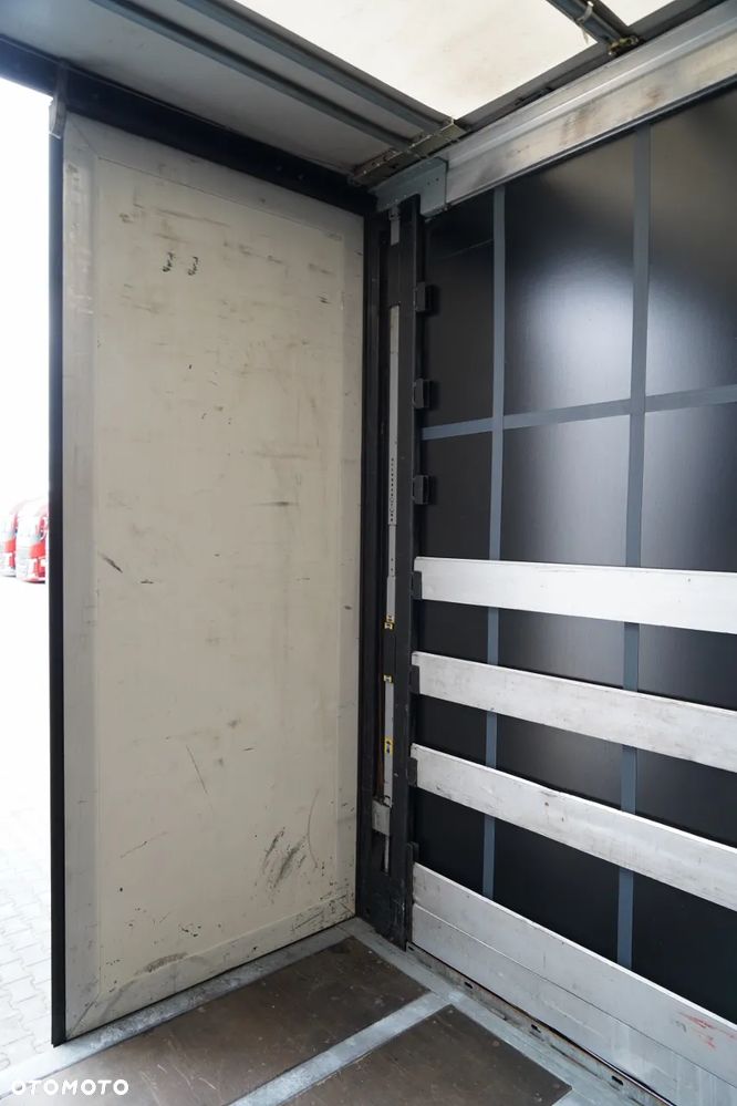 Wecon PRZYCZEPA - 7,7 M / TANDEM / PRZEJAZDOWA / - 20