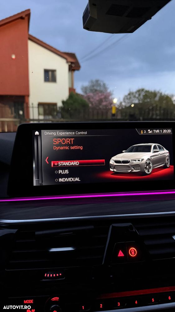 BMW Seria 5 540i xDrive Aut. Sport Line - 38