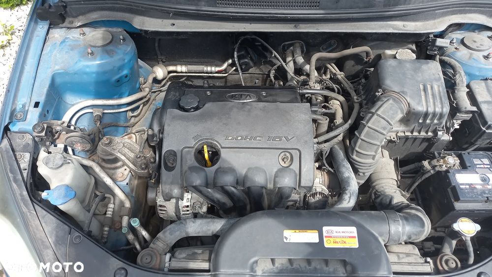 Kia Ceed - 10