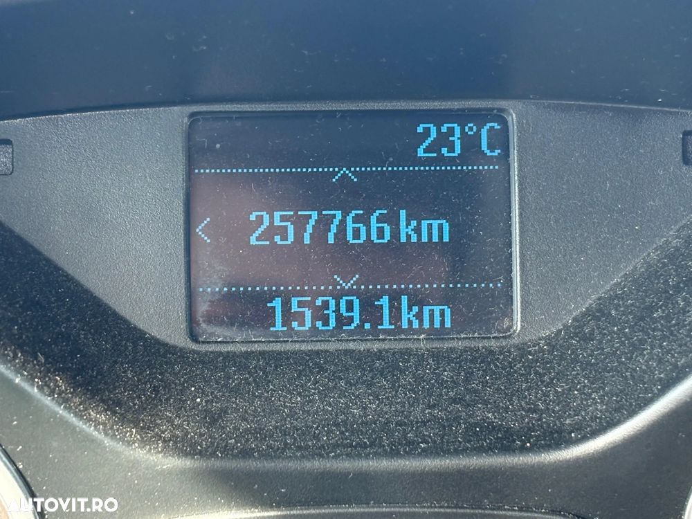 Ford Grand C-Max 1.6 TDCi Titanium - 13