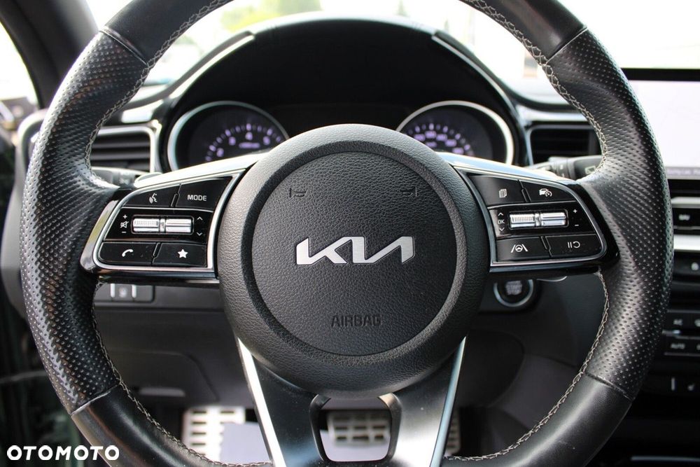 Kia ProCeed 1.5 T-GDI GT Line DCT - 23