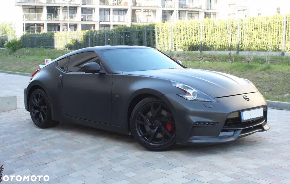 Nissan 370 Z - 4