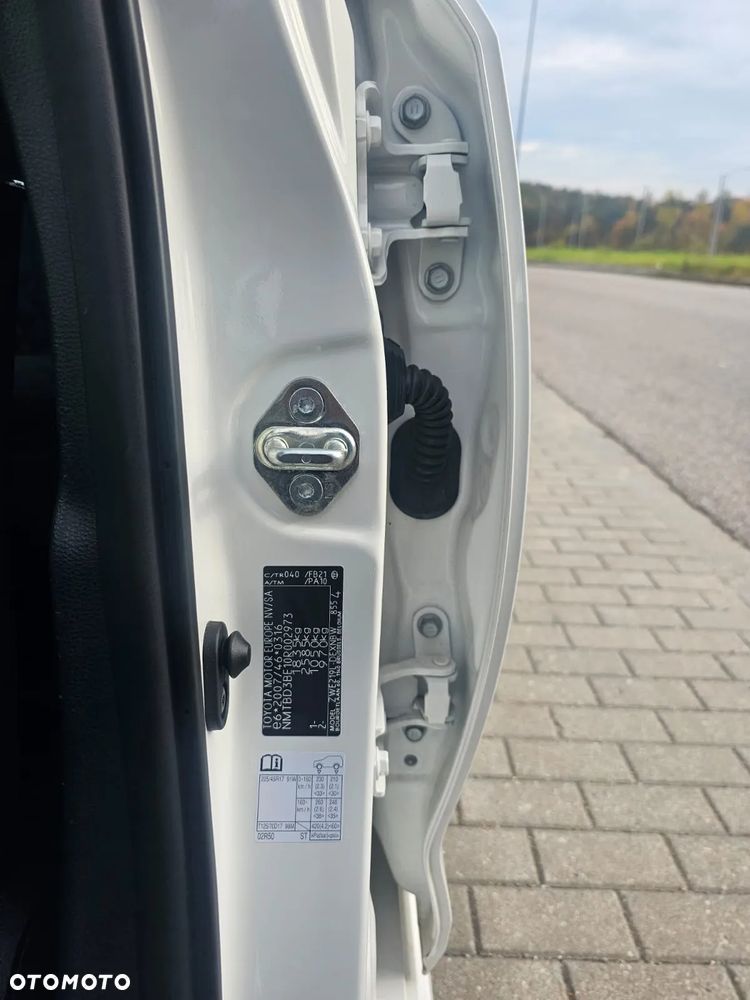 Toyota Corolla 1.8 Hybrid Style - 16