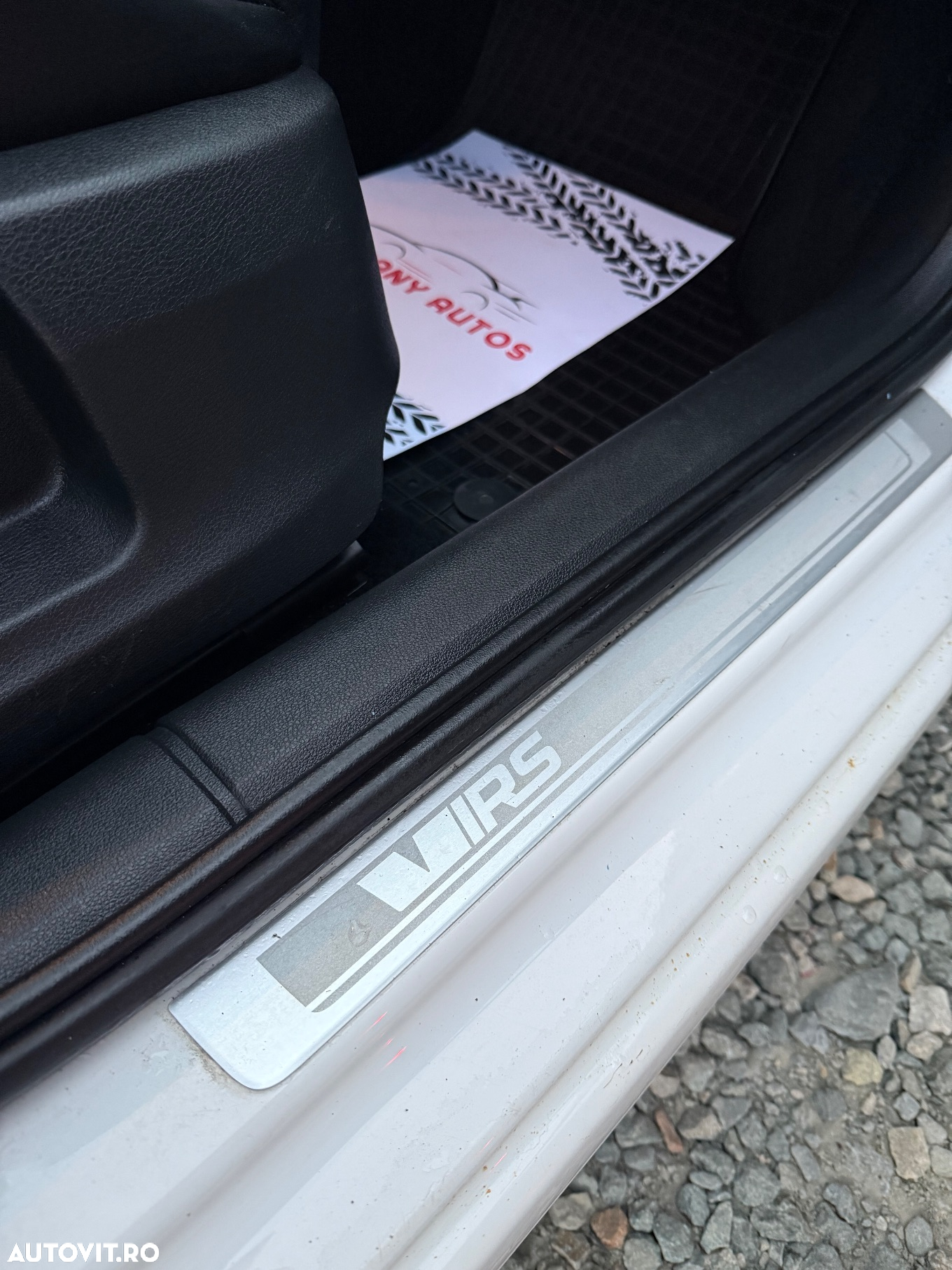 Skoda Octavia 2.0 TDI DSG RS - 12