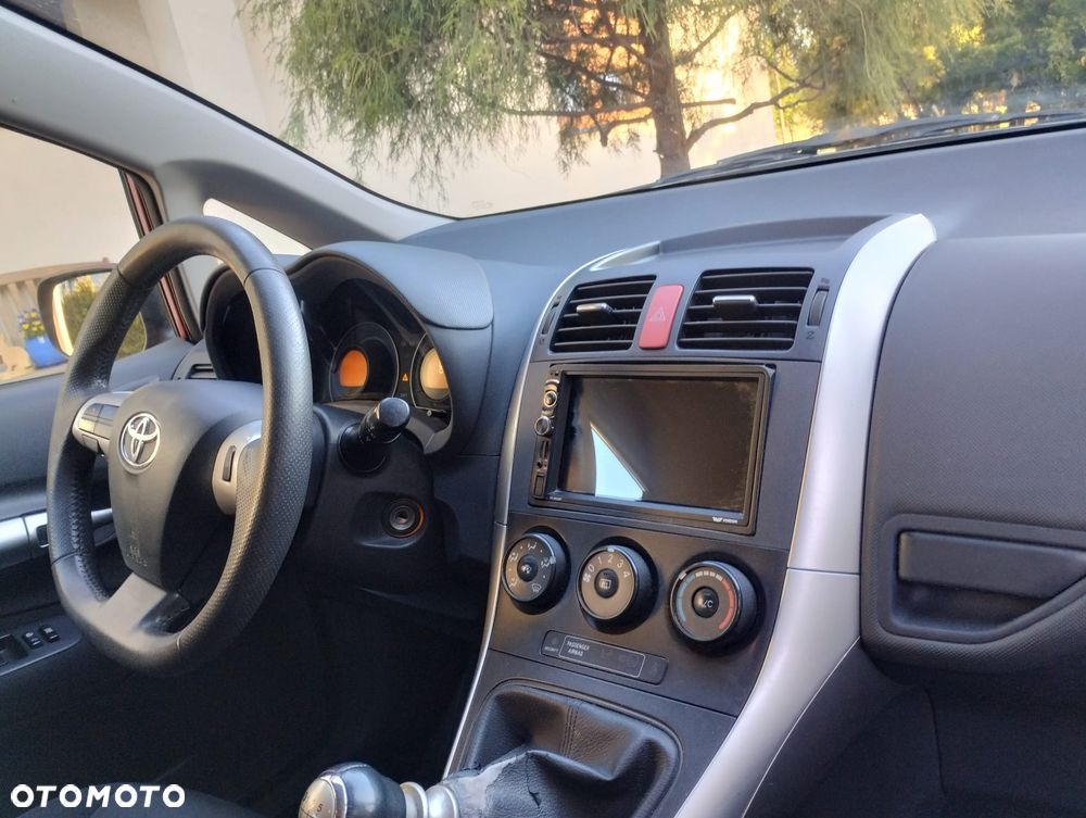 Toyota Auris 1.6 Sprint - 9