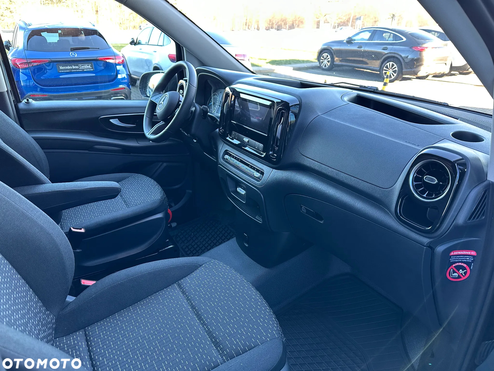 Mercedes-Benz eVito 112 Furgon Długi 3200 mm - 16