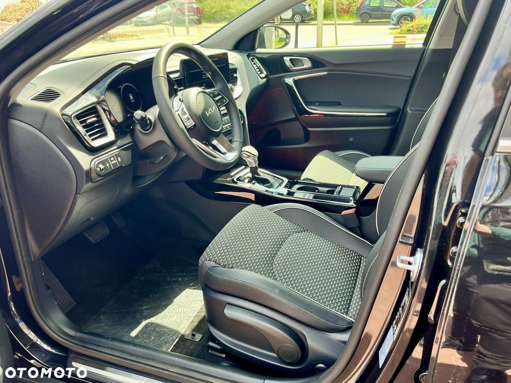 Kia XCeed - 9
