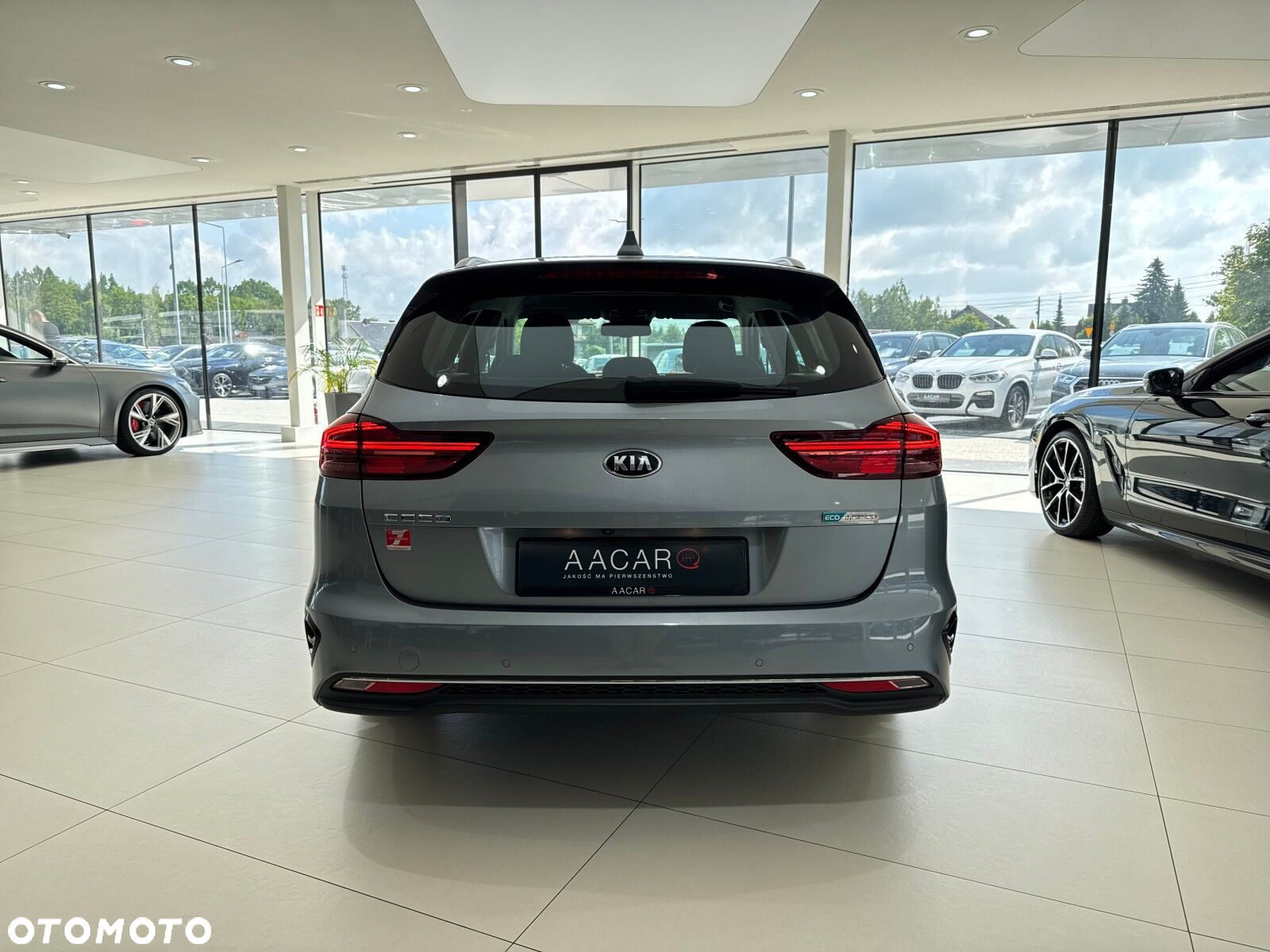 Kia Ceed - 4