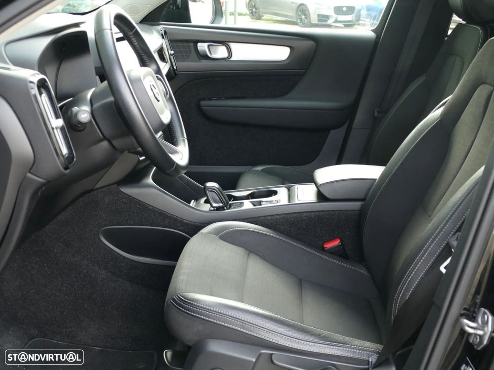 Volvo XC 40 2.0 D3 Momentum Geartronic - 18