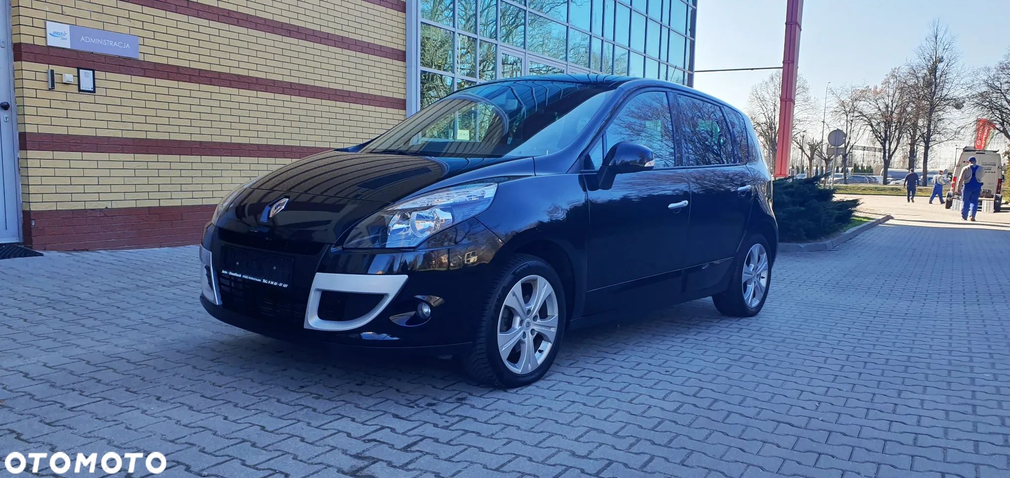 Renault Scenic 1.4 16V TCE TomTom Edition - 1