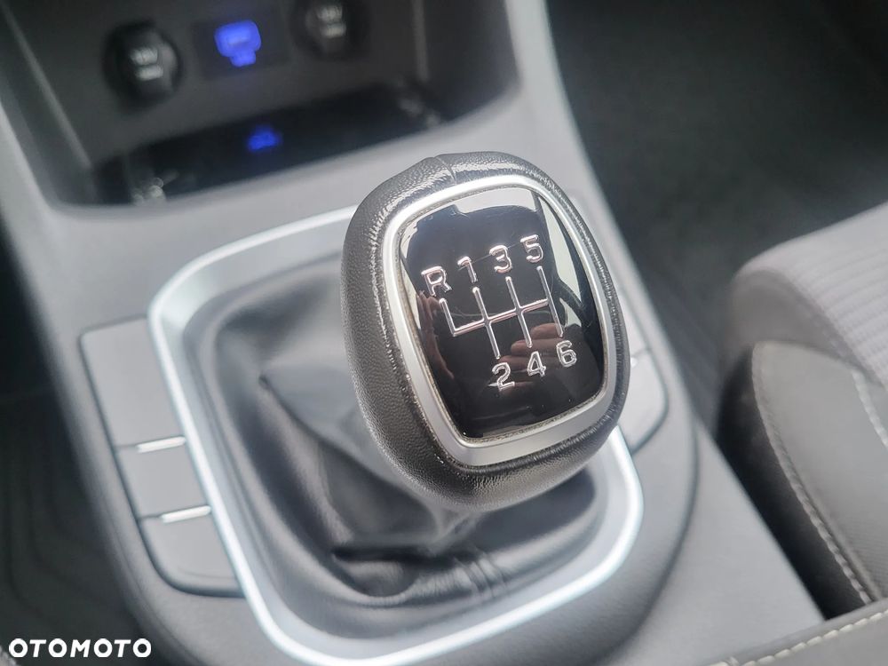 Hyundai i30 1.5 DPI Modern - 21