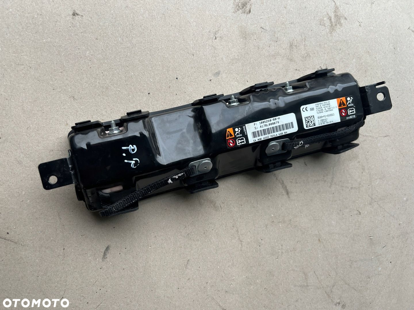 TESLA S PODUSZKA POWIETRZNA KOLANOWA AIRBAG PASAŻERA PRAWA 1005260-00-H - 2