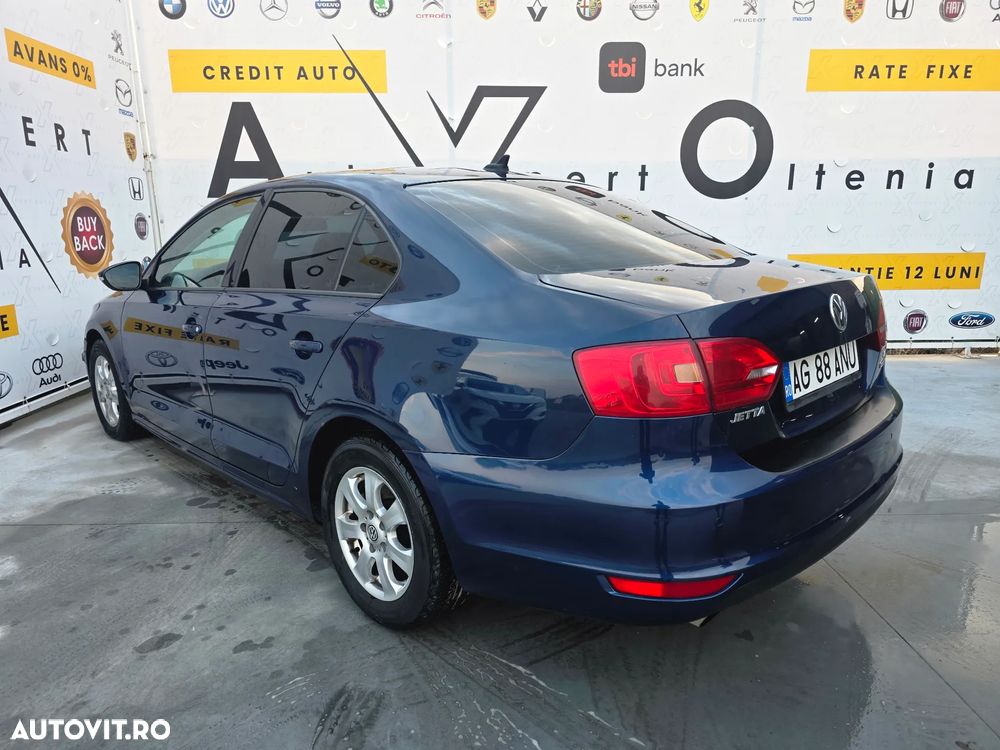 Volkswagen Jetta 1.6 TDI CR DPF Comfortline - 4