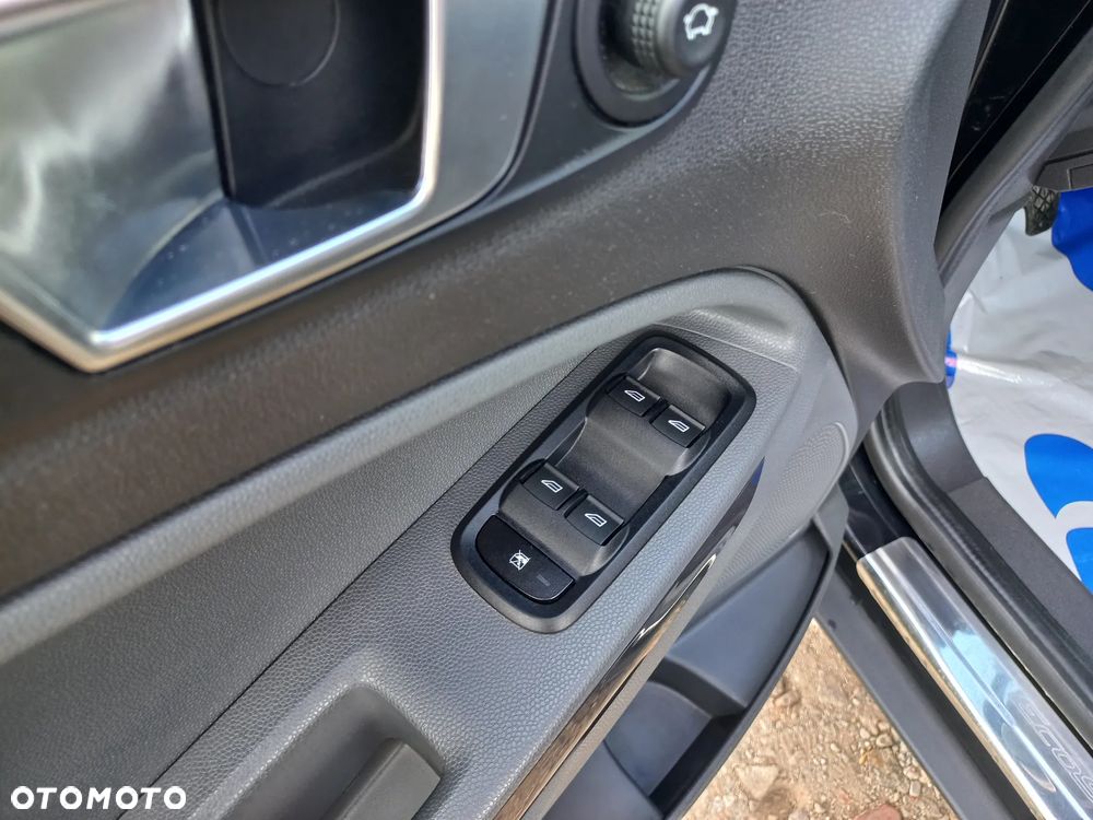 Ford EcoSport - 16