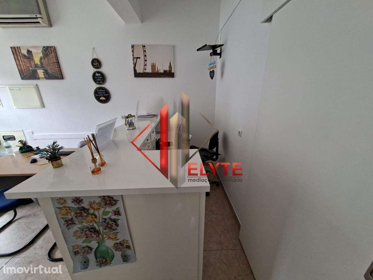 Loja no centro de Salvaterra de Magos - Grande imagem: 3/14