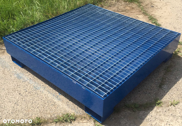 Wanna wychwytowa PMB z kratownicą na cztery beczki 200 L