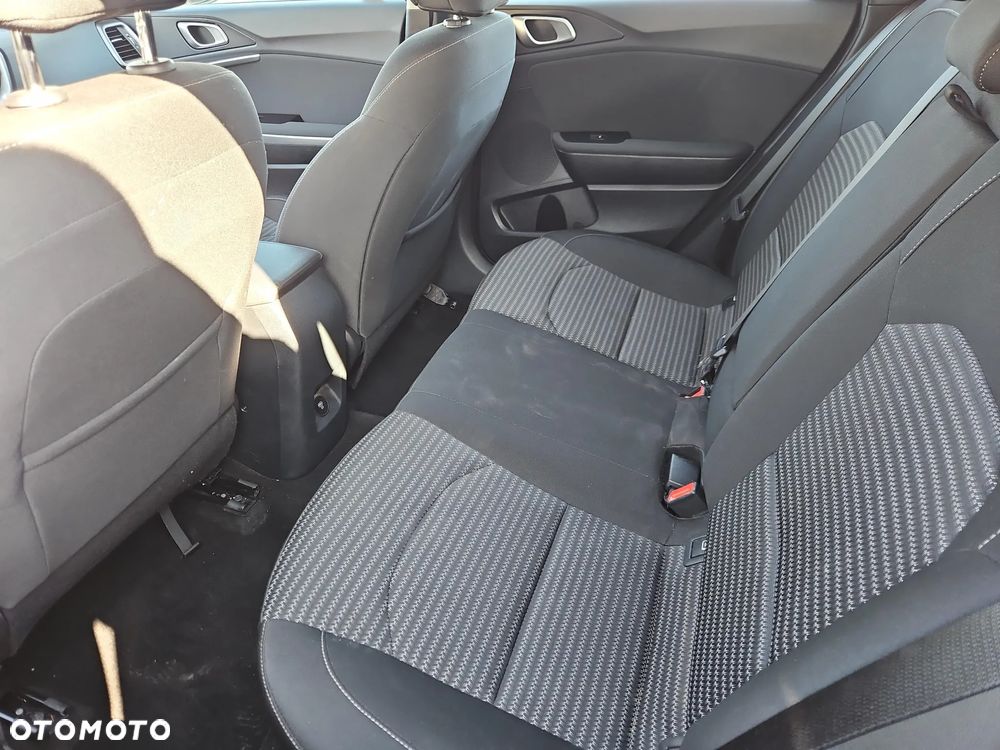 Kia Ceed 1.5 T-GDI M DCT - 18