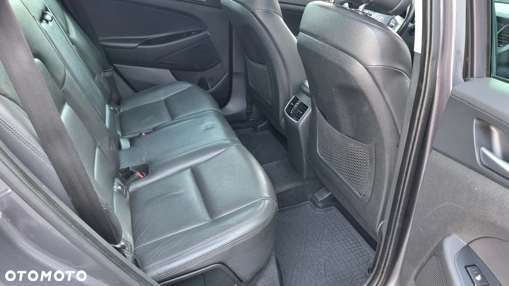 Hyundai Tucson blue 1.7 CRDi 2WD Intro Edition - 13