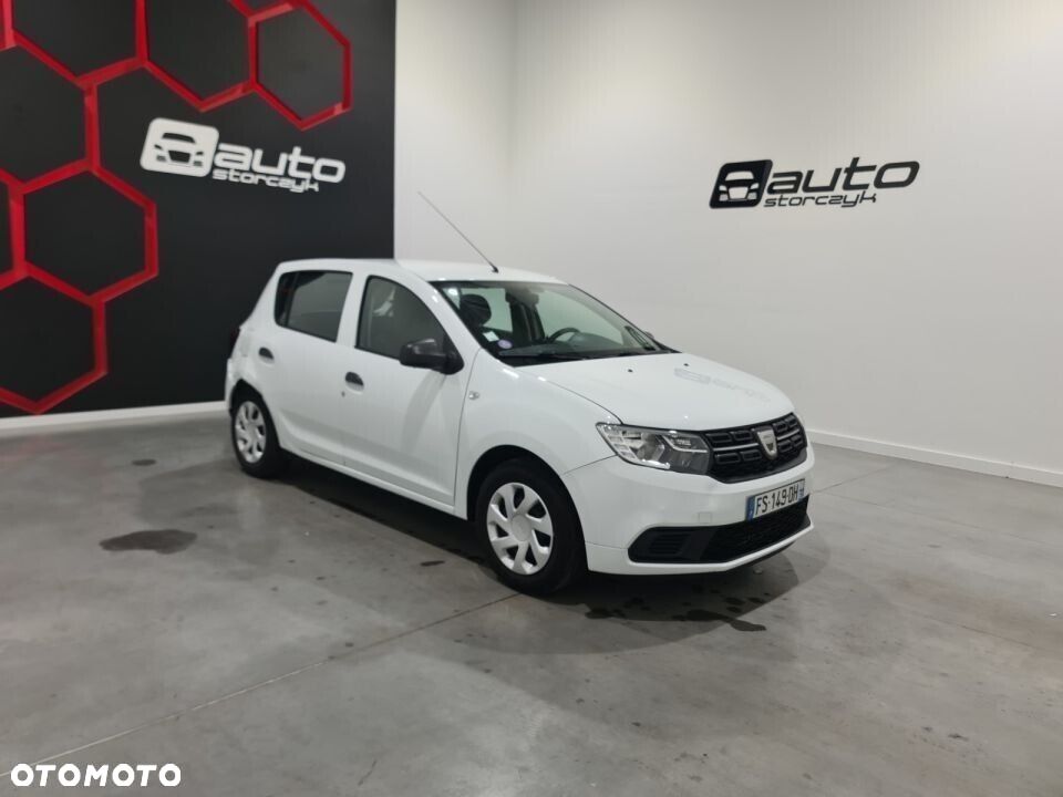Dacia Sandero - 1