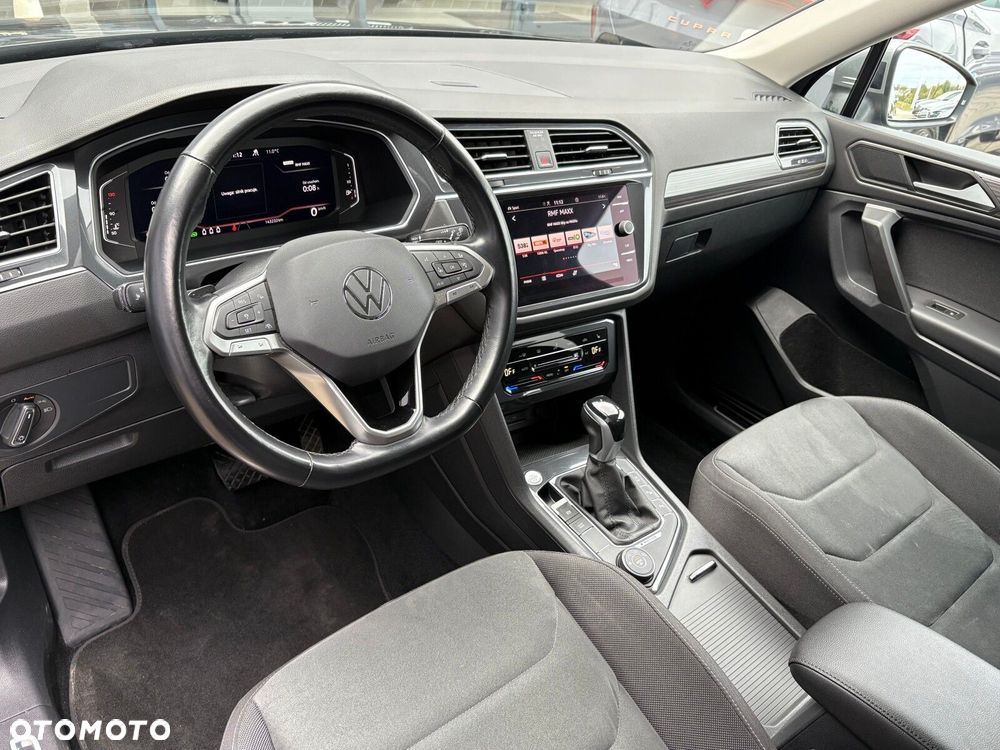 Volkswagen Tiguan - 13