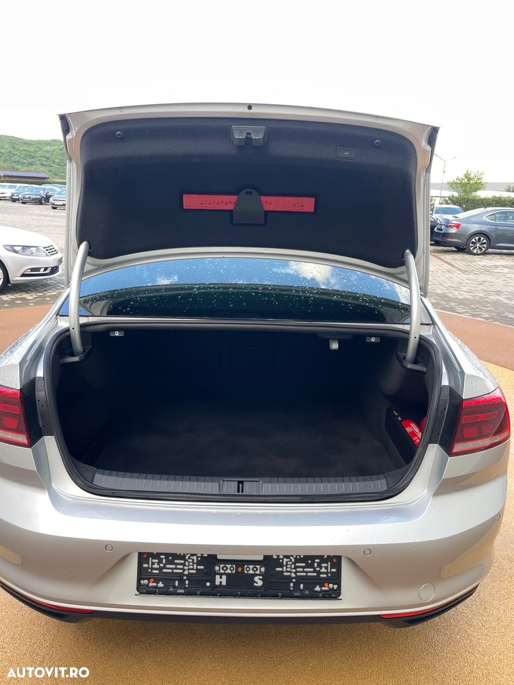 Volkswagen Passat 1.5 TSI OPF DSG Business - 26