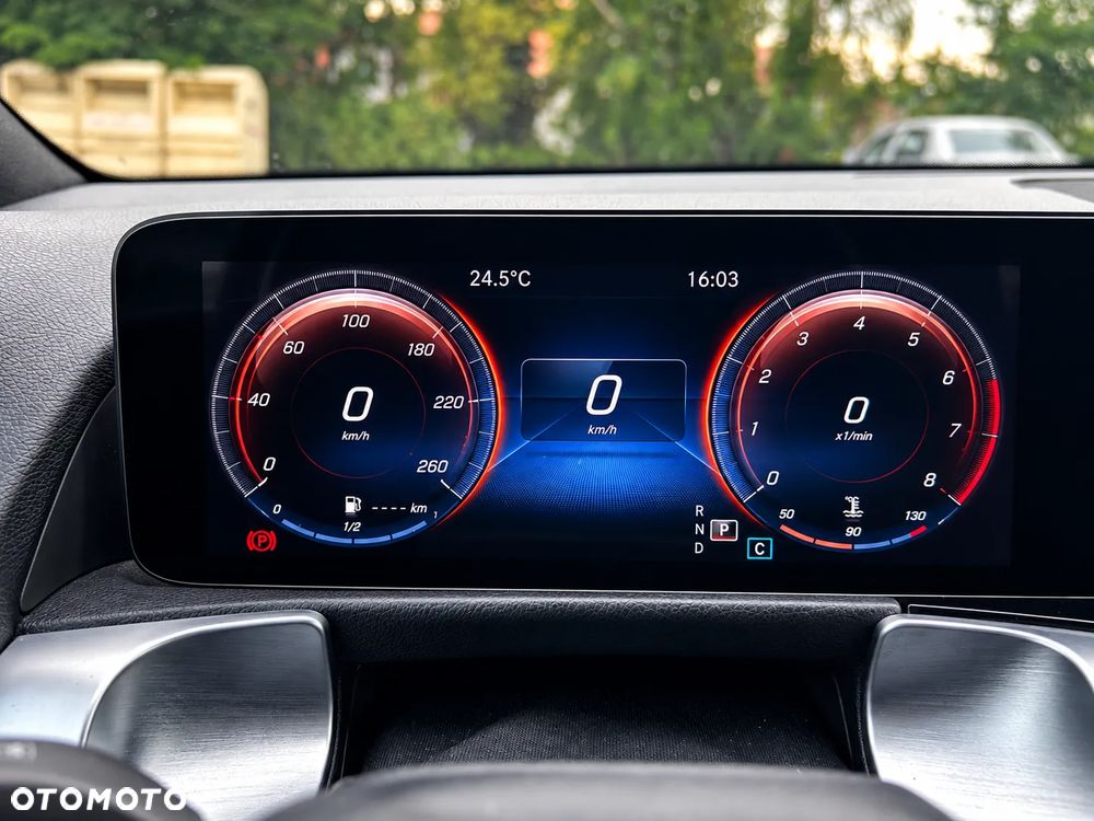 Mercedes-Benz GLB 200 Progressive 7G-DCT - 13
