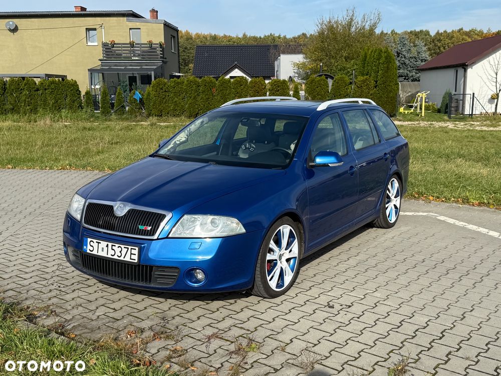 Skoda Octavia 2.0 TDI RS - 24