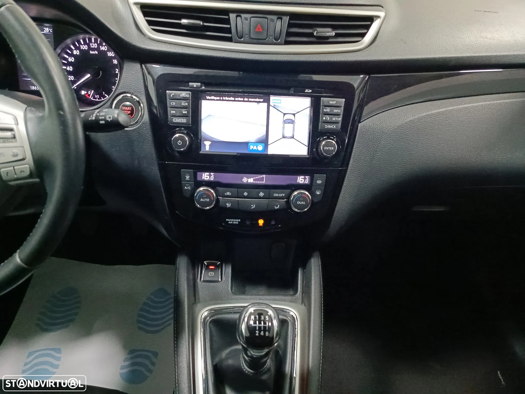 Nissan Qashqai 1.5 dCi Tekna - 24
