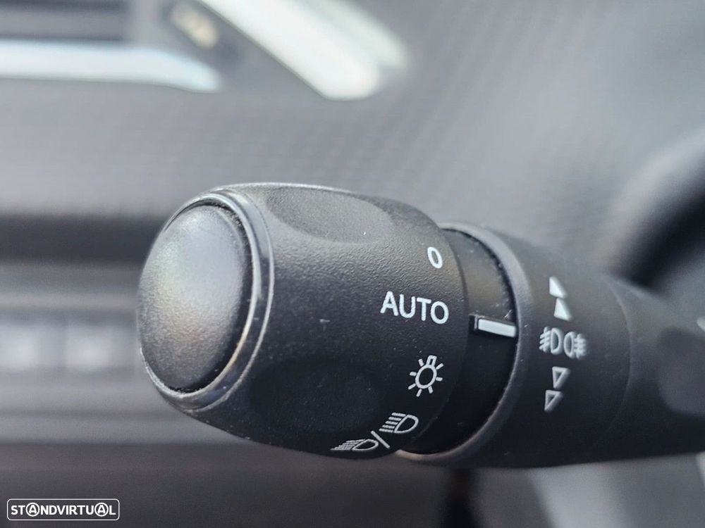 Peugeot 208 Blue-HDi 100 Stop&Start Allure - 12