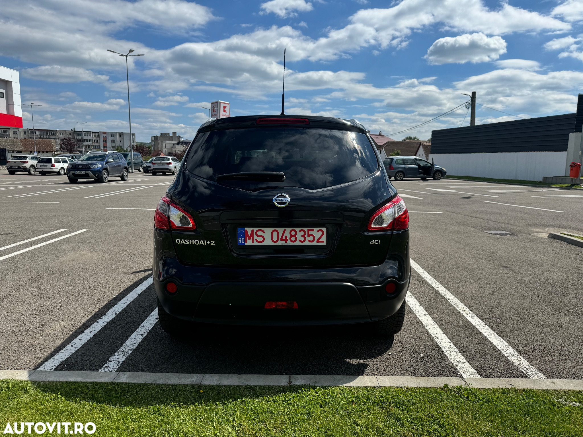 Nissan Qashqai+2 2.0 dCi DPF Acenta - 4